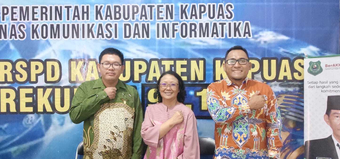 Edukasi Kesehatan Tentang Mengelola Stress Dengan Benar di Radio Diskominfo Bersama Promkes RSUD Kapuas