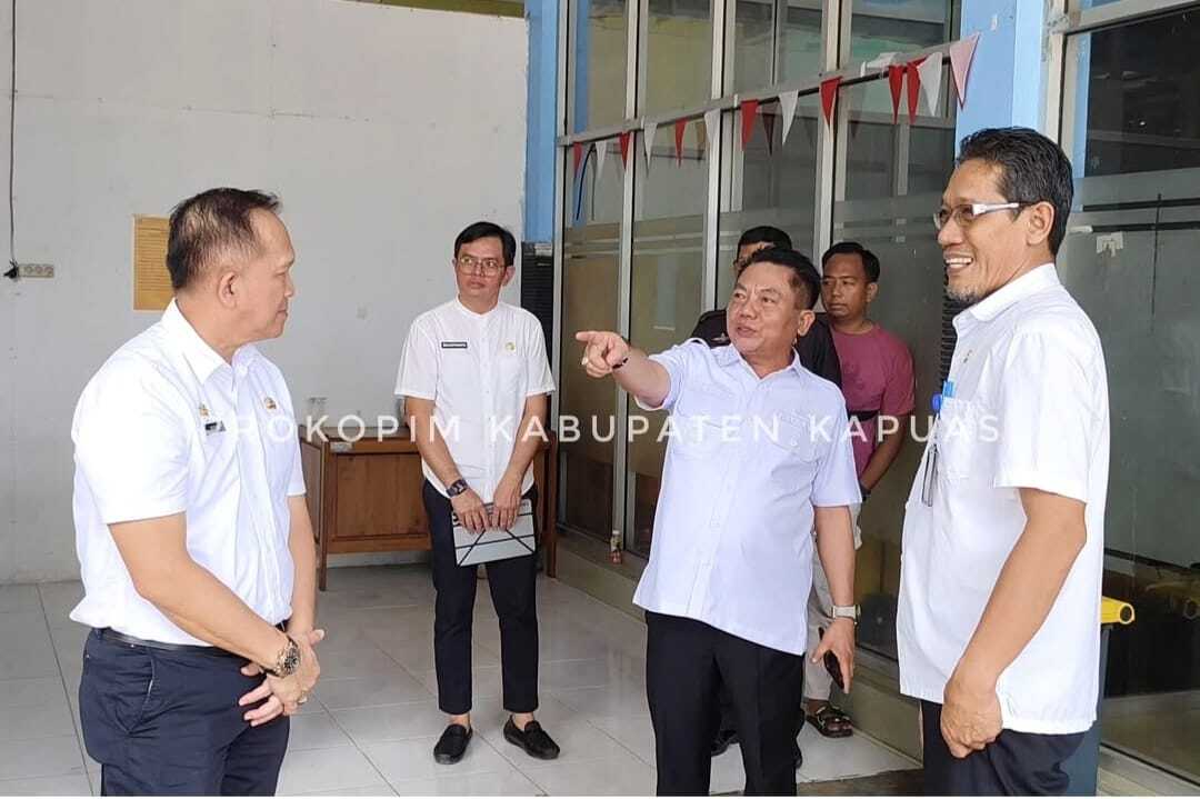 Bupati Kapuas Wiyatno Kunjungi RSUD Kapuas Meninjau Lingkungan Rumah Sakit